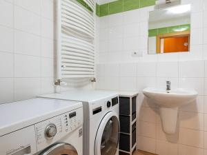 Pronájem bytu 1+kk, Praha - Krč, Panuškova, 44 m2