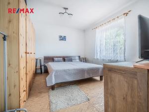 Prodej rodinného domu, Smečno, Školská, 63 m2