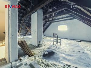 Prodej rodinného domu, Smečno, Školská, 63 m2