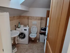 Pronájem bytu 1+kk, Praha - Záběhlice, U mlýna, 38 m2