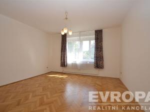 Pronájem bytu 4+1, Praha - Dejvice, Nad Šárkou, 150 m2