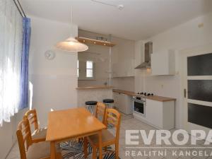 Pronájem bytu 4+1, Praha - Dejvice, Nad Šárkou, 150 m2