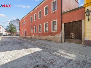 Prodej historického objektu, Hradec Králové, Tomkova, 1502 m2