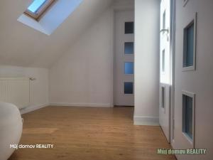 Pronájem bytu 3+kk, Praha - Střešovice, Na Ořechovce, 76 m2