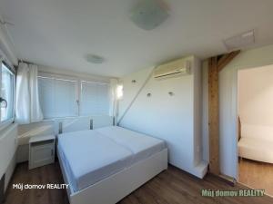 Pronájem bytu 3+kk, Praha - Střešovice, Na Ořechovce, 76 m2