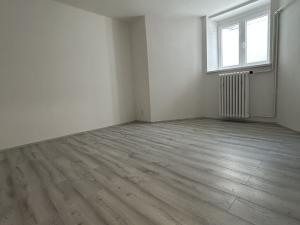 Pronájem bytu 2+kk, Praha - Strašnice, Královická, 42 m2