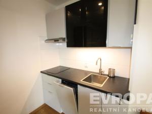 Pronájem bytu 1+kk, Praha - Košíře, Nad zámečkem, 32 m2