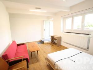 Pronájem bytu 1+kk, Praha - Košíře, Nad zámečkem, 32 m2