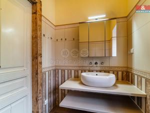 Prodej bytu 2+1, Mariánské Lázně, Mladějovského, 54 m2