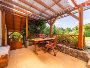 Prodej rodinného domu, Hvozdná, Hlavní, 312 m2