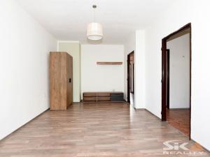 Prodej bytu 3+1, Černčice, 66 m2