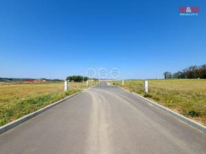 Prodej komerčního pozemku, Valeč, 831 m2