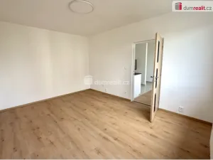 Pronájem bytu 1+1, Ústí nad Labem - Severní Terasa, Glennova, 35 m2