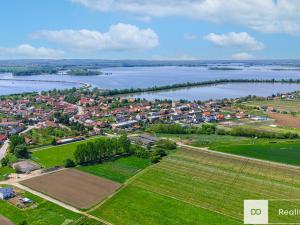 Prodej pozemku pro bydlení, Strachotín, 2318 m2