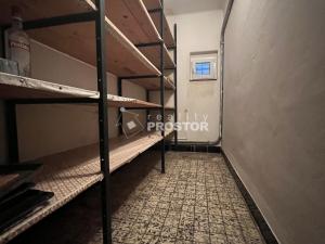 Pronájem bytu 2+1, Praha - Vinohrady, Velehradská, 77 m2