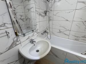 Prodej bytu 4+1, Bechyně, Písecká, 78 m2
