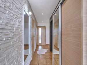 Prodej bytu 3+kk, Hradec Králové, K Sokolovně, 76 m2
