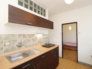 Pronájem bytu 2+1, Praha - Hloubětín, Zelenečská, 52 m2