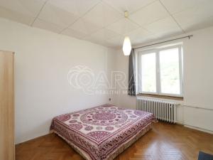 Pronájem bytu 2+1, Praha - Hloubětín, Zelenečská, 52 m2