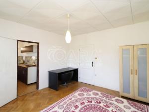 Pronájem bytu 2+1, Praha - Hloubětín, Zelenečská, 52 m2