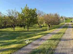 Prodej rodinného domu, Znojmo, 378 m2