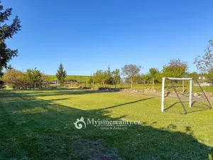 Prodej rodinného domu, Znojmo, 378 m2