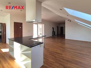 Prodej rodinného domu, Hradec nad Svitavou, 338 m2