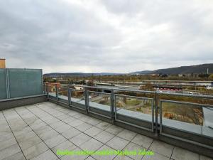Pronájem bytu 3+kk, Praha - Modřany, U Domu služeb, 223 m2