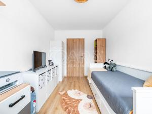 Prodej bytu 2+kk, Jince, Zborovská, 42 m2