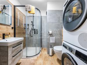 Prodej bytu 2+kk, Jince, Zborovská, 42 m2