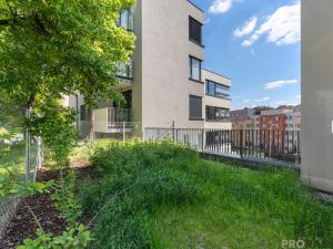 Pronájem bytu 2+kk, Praha - Smíchov, Holečkova, 69 m2