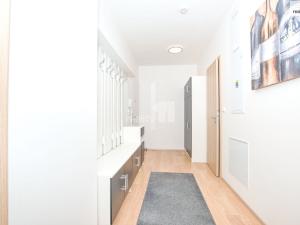 Prodej bytu 2+kk, Liberec - Liberec III-Jeřáb, Kladenská, 58 m2