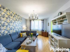 Prodej bytu 3+1, Praha - Kamýk, Zárubova, 84 m2