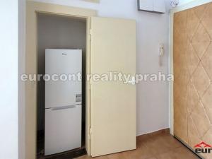 Pronájem bytu 2+1, Praha - Vršovice, Novgorodská, 48 m2