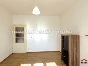 Pronájem bytu 2+1, Praha - Vršovice, Novgorodská, 48 m2