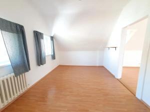 Pronájem rodinného domu, Praha - Záběhlice, Severní II, 200 m2