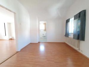 Pronájem rodinného domu, Praha - Záběhlice, Severní II, 200 m2