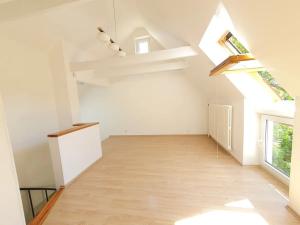 Pronájem rodinného domu, Praha - Záběhlice, Severní II, 200 m2