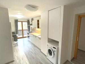 Pronájem bytu 2+1, Praha - Písnice, Ladislava Coňka, 84 m2