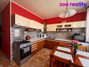 Prodej bytu 3+1, Žatec, Volyňských Čechů, 72 m2