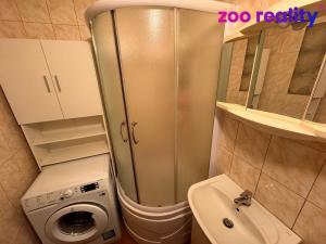 Prodej bytu 3+1, Žatec, Volyňských Čechů, 72 m2