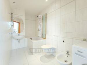 Pronájem bytu 3+1, Český Krumlov - Nádražní Předměstí, 63 m2