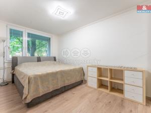 Prodej bytu 3+kk, Praha - Prosek, Prosecká, 68 m2