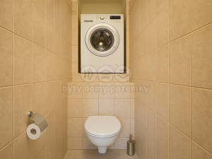 Pronájem bytu 3+1, Praha - Podolí, Kubištova, 93 m2