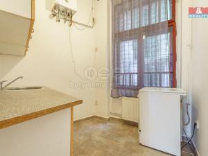 Prodej bytu 1+1, Karlovy Vary, Pražská silnice, 31 m2