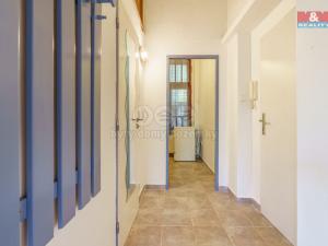 Prodej bytu 1+1, Karlovy Vary, Pražská silnice, 31 m2