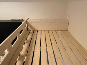 Pronájem bytu 1+kk, Praha - Holešovice, Letohradská, 23 m2
