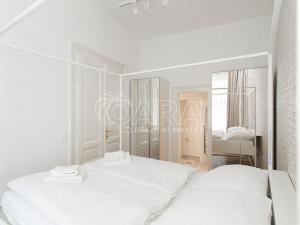 Pronájem bytu 2+kk, Praha - Nové Město, Na Poříčí, 55 m2