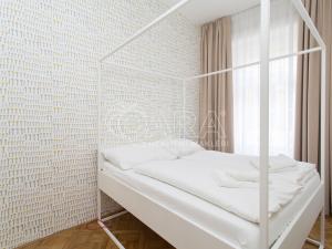 Pronájem bytu 2+kk, Praha - Nové Město, Na Poříčí, 55 m2