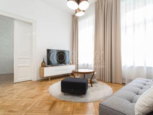 Pronájem bytu 2+kk, Praha - Nové Město, Na Poříčí, 55 m2